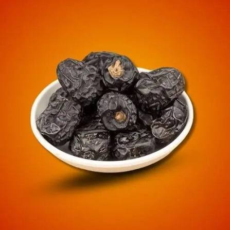 Premium Ajwa dates